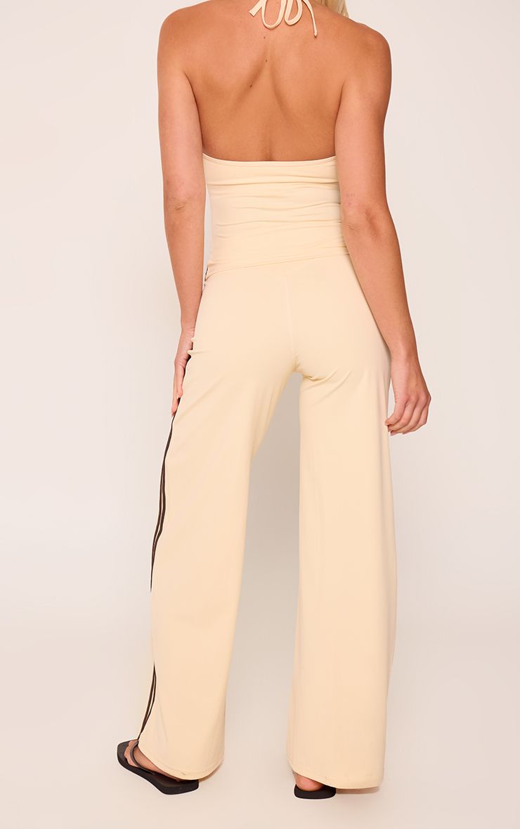 https://mediahub.prettylittlething.com/cnq4775_butter%20cream_xl_1