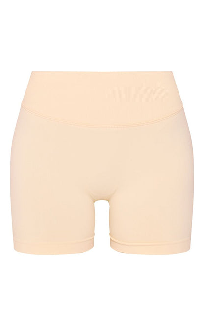 https://mediahub.prettylittlething.com/cnq4776_butter%20cream_xl_5