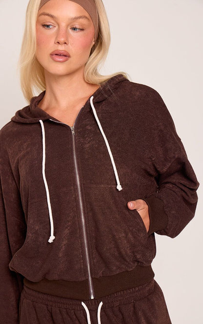 https://mediahub.prettylittlething.com/cnq4794_chocolate_xl_3