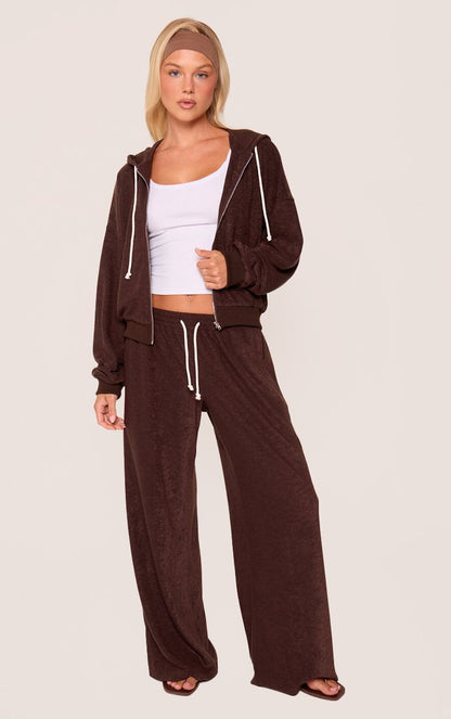 https://mediahub.prettylittlething.com/cnq4795_chocolate_xl