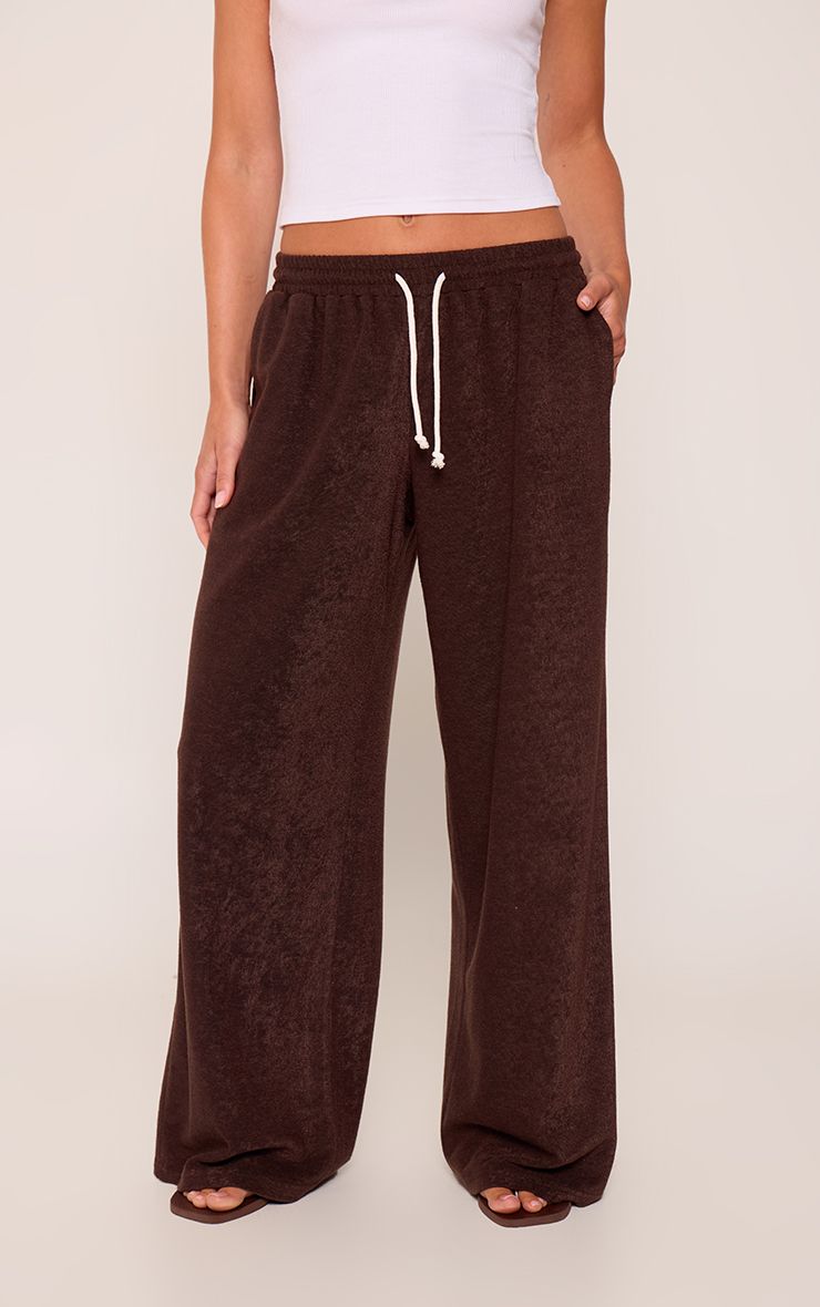 https://mediahub.prettylittlething.com/cnq4795_chocolate_xl_1