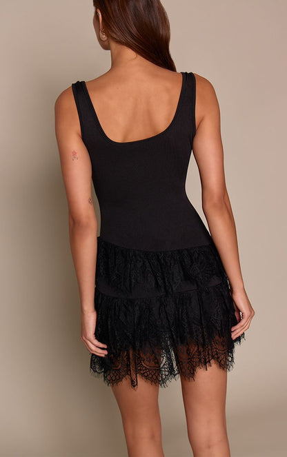 https://mediahub.prettylittlething.com/cnq4798_black_xl_2
