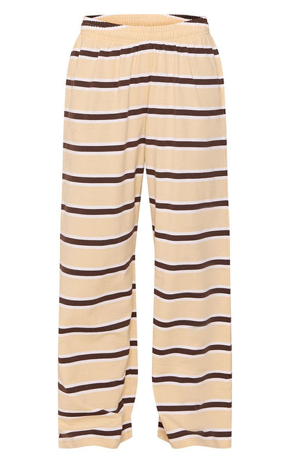 https://mediahub.prettylittlething.com/cnq4807_butter%20cream_xl_4
