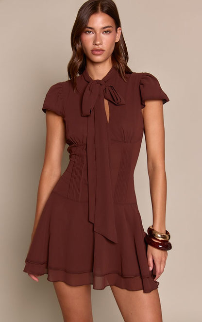 https://mediahub.prettylittlething.com/cnq4834_chocolate_xl