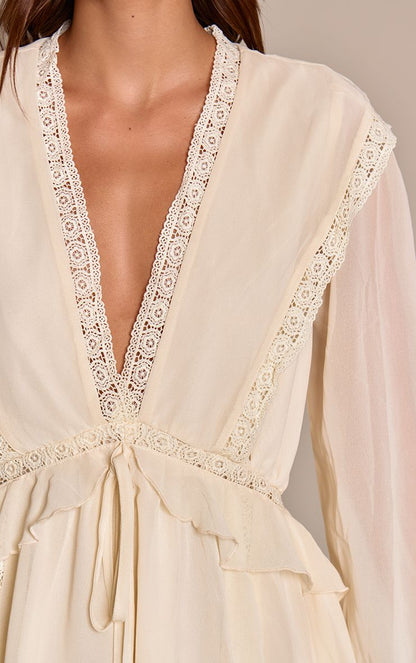 https://mediahub.prettylittlething.com/cnq4851_cream_xl_1