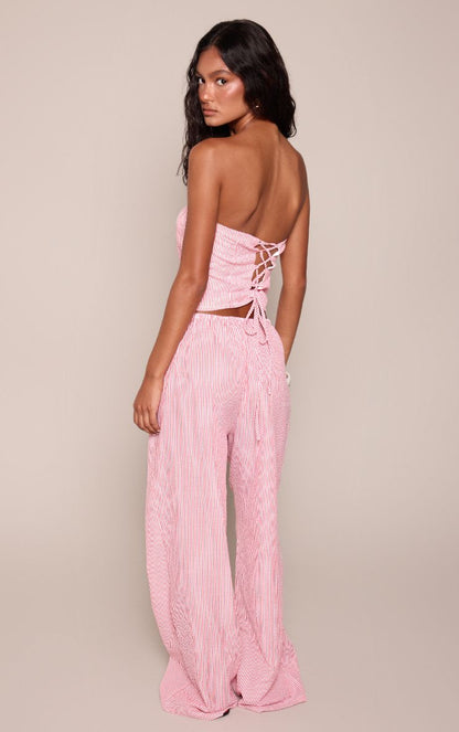 https://mediahub.prettylittlething.com/cnq4941_red_xl_2