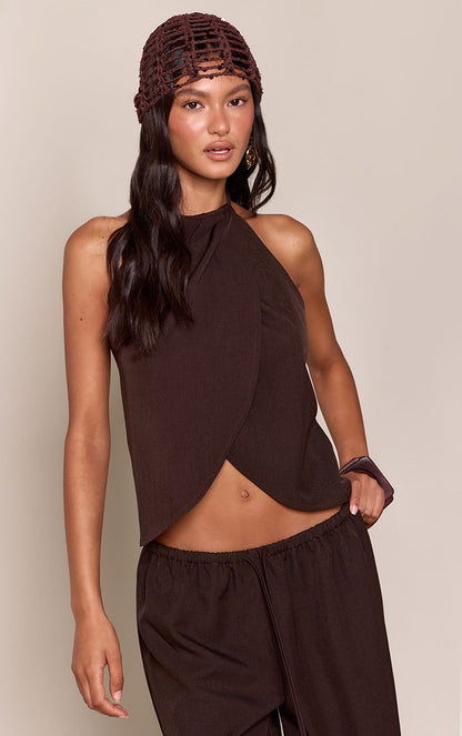 https://mediahub.prettylittlething.com/cnq4984_chocolate_xl