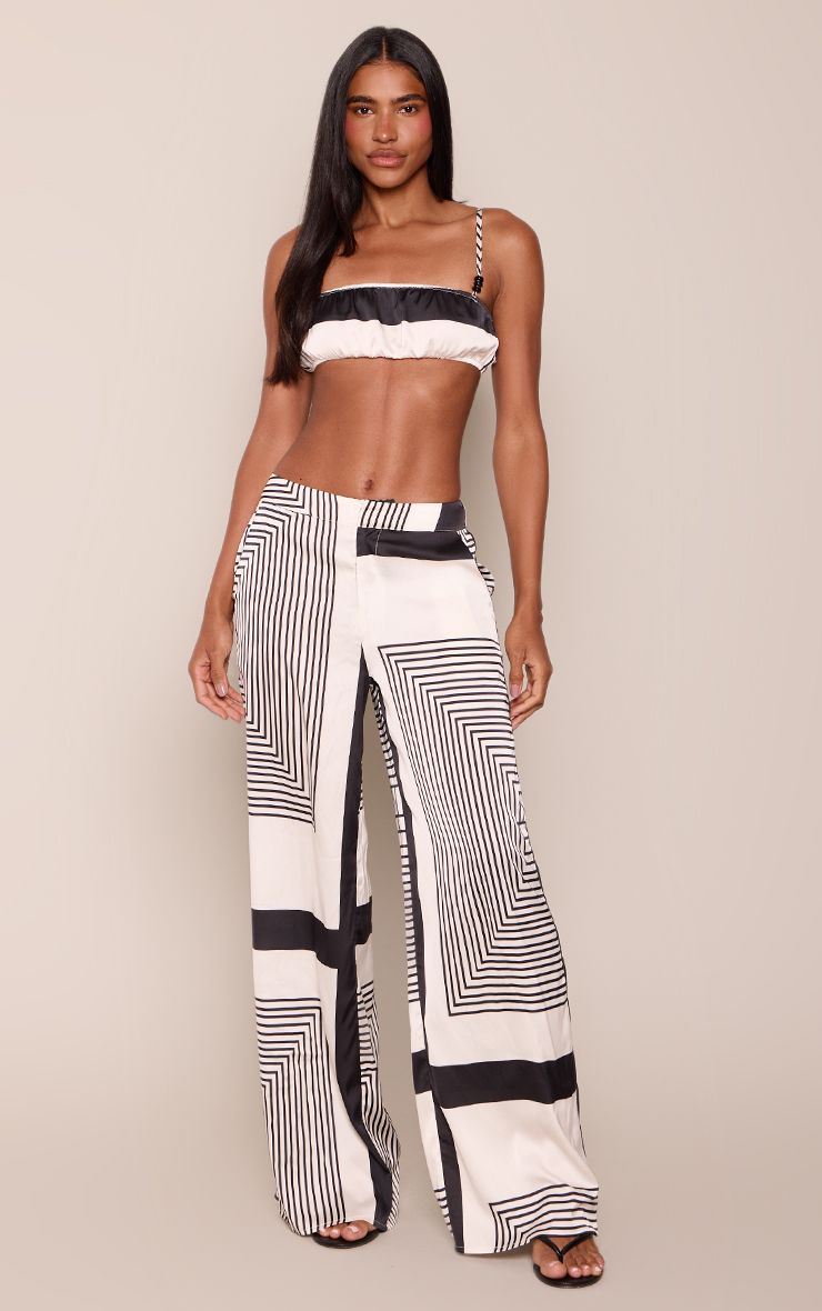 https://mediahub.prettylittlething.com/cnq5011_black_xl