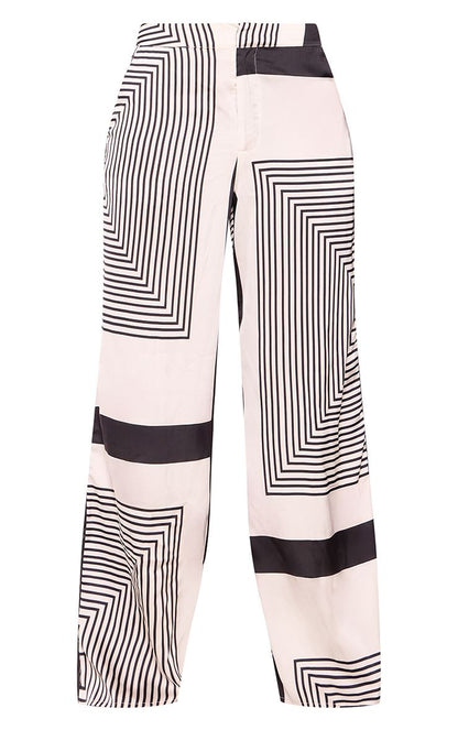 https://mediahub.prettylittlething.com/cnq5011_black_xl_4