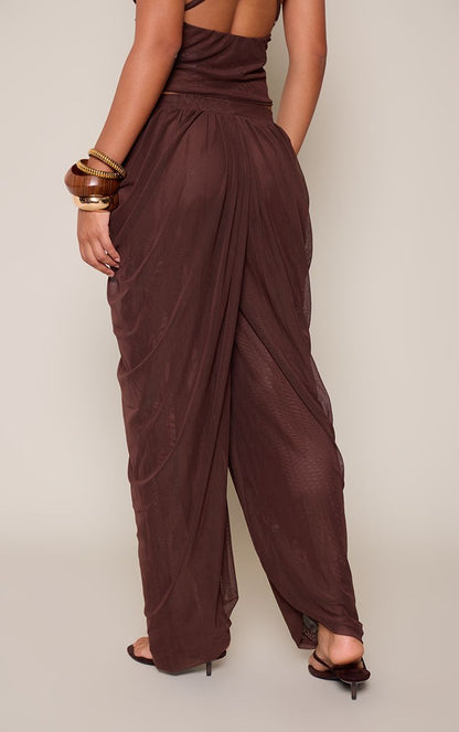 https://mediahub.prettylittlething.com/cnq5023_brown_xl_2
