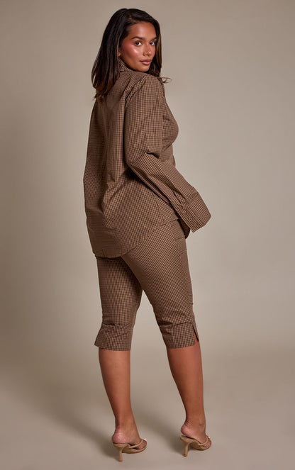https://mediahub.prettylittlething.com/cnq5033_brown_xl_1