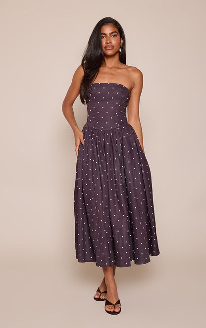 https://mediahub.prettylittlething.com/cnq5094_chocolate_xl