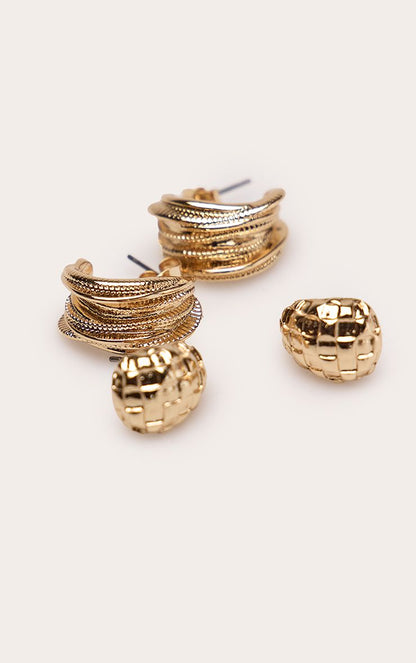 https://mediahub.prettylittlething.com/cnq5128_gold_xl_2