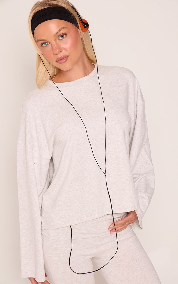 https://mediahub.prettylittlething.com/cnq5134_ash%20grey_xl