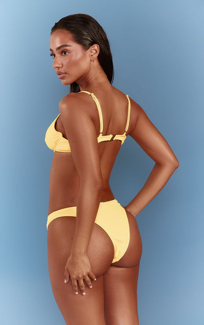 https://mediahub.prettylittlething.com/cnq5198_yellow_xl_1