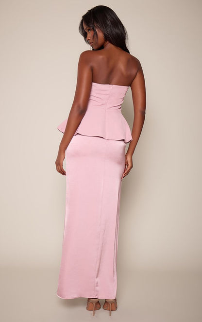 https://mediahub.prettylittlething.com/cnq5210_dusty%20pink_xl_1