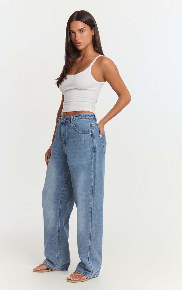 https://mediahub.prettylittlething.com/cnq5220_mid%20blue%20wash_xl_3