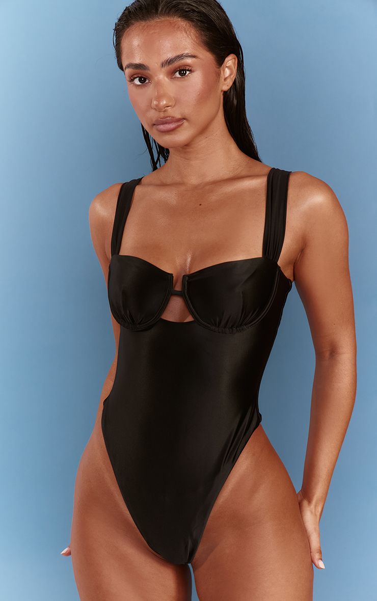 https://mediahub.prettylittlething.com/cnq5422_black_xl_2