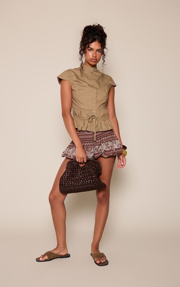 https://mediahub.prettylittlething.com/cnq5433_khaki_xl_2