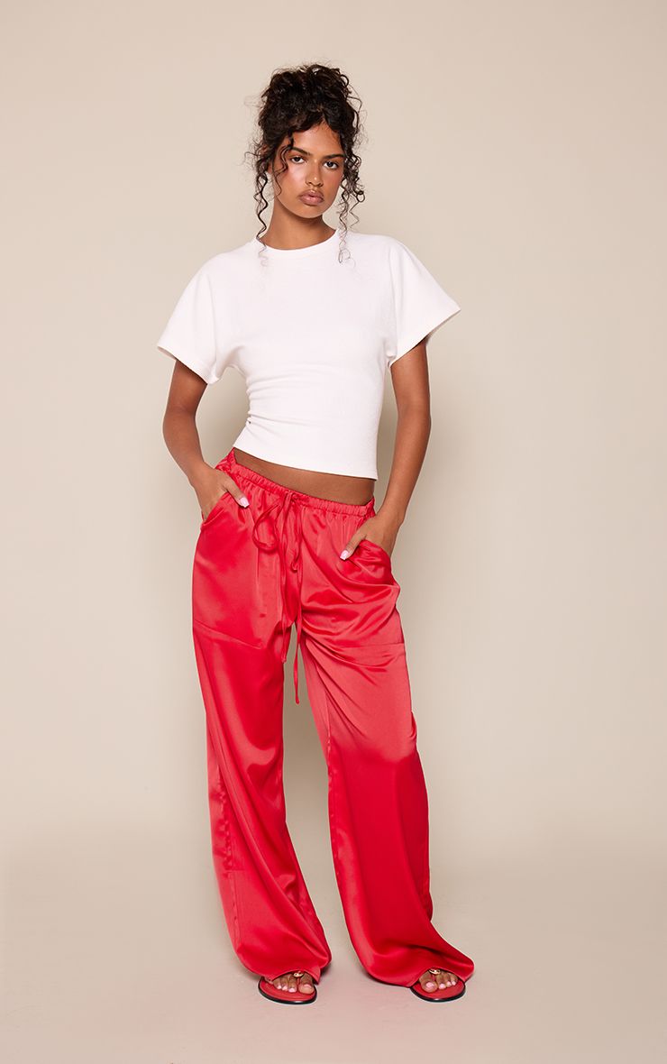 https://mediahub.prettylittlething.com/cnq5490_red_xl