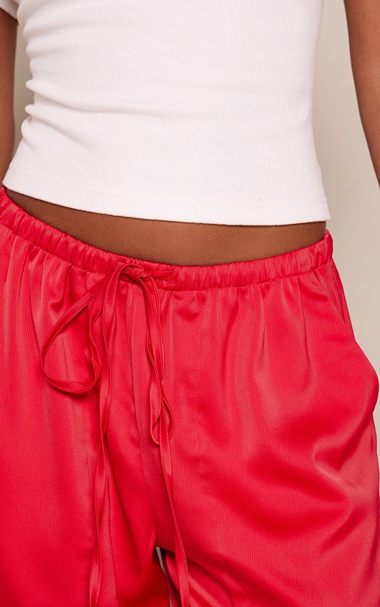https://mediahub.prettylittlething.com/cnq5490_red_xl_3