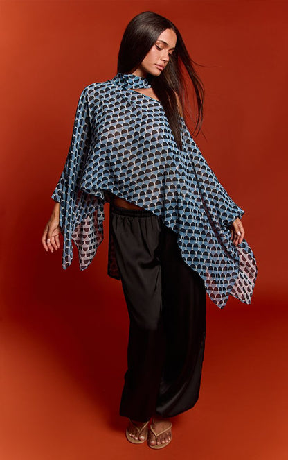 https://mediahub.prettylittlething.com/cnq5499_blue_xl_2