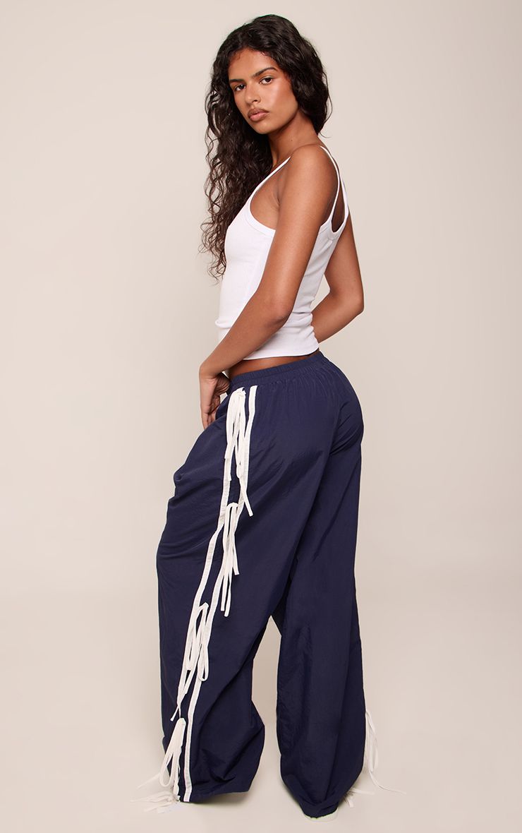 https://mediahub.prettylittlething.com/cnq5516_navy_xl_2