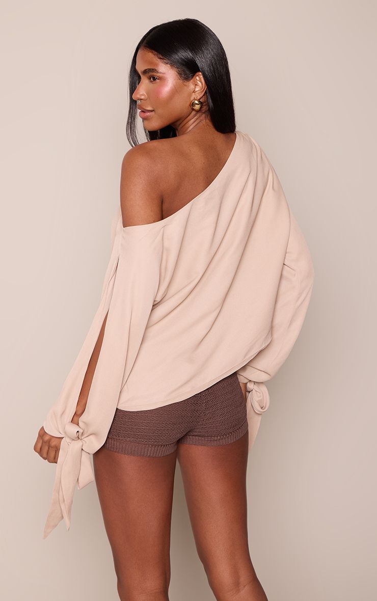 https://mediahub.prettylittlething.com/cnq5541_beige_xl_1