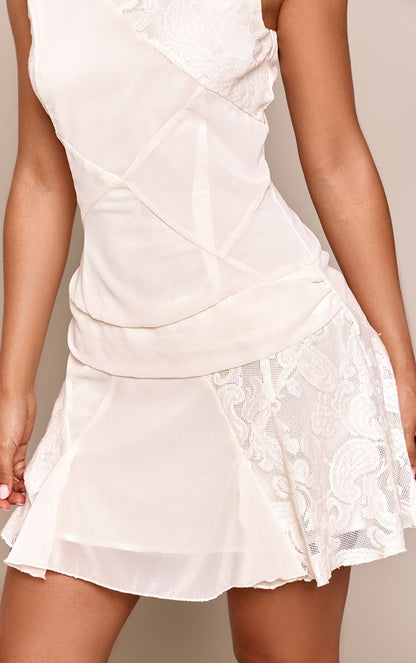 https://mediahub.prettylittlething.com/cnq5575_cream_xl_3