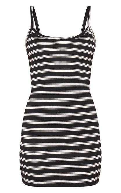 https://mediahub.prettylittlething.com/cnq5587_black_xl_4