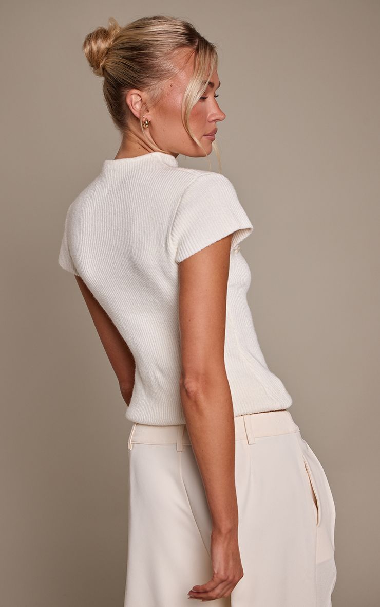 https://mediahub.prettylittlething.com/cnq5659_cream_xl_1