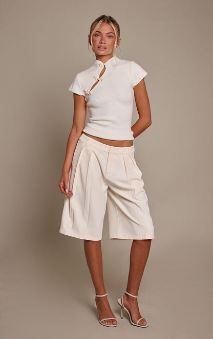 https://mediahub.prettylittlething.com/cnq5659_cream_xl_2