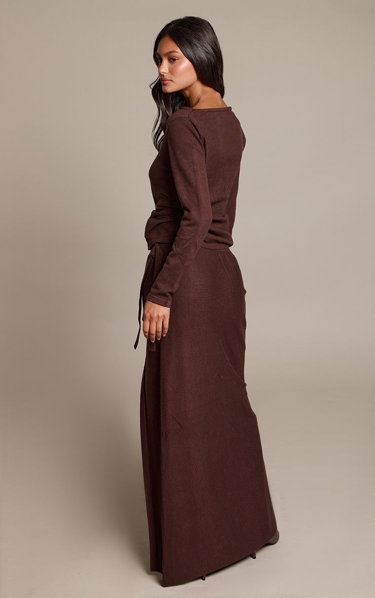 https://mediahub.prettylittlething.com/cnq5692_chocolate_xl_2