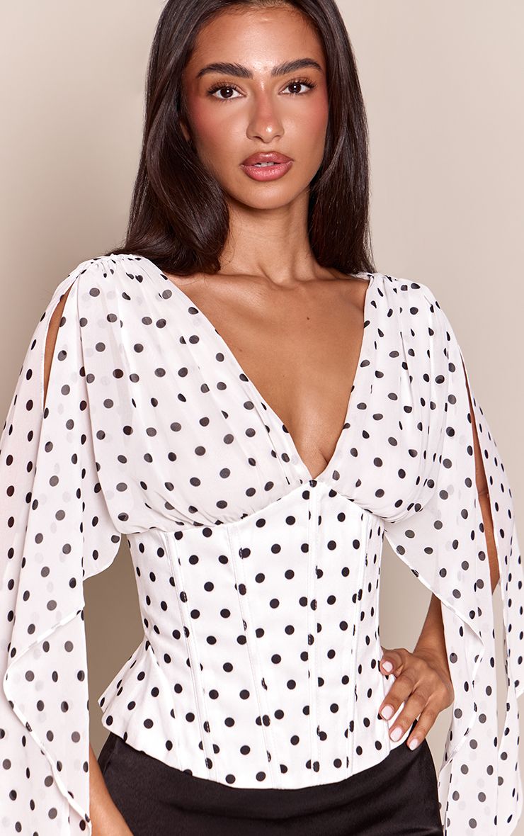 https://mediahub.prettylittlething.com/cnq5757_mono%20polka%20dot_xl
