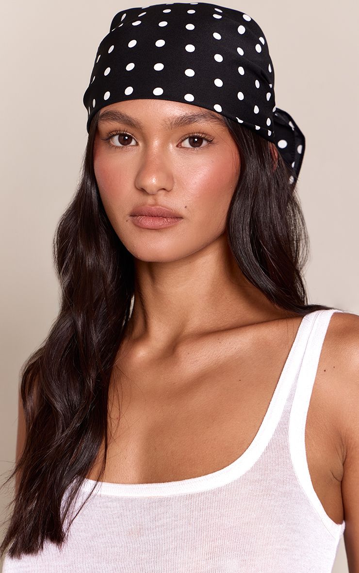 https://mediahub.prettylittlething.com/cnq5888_black_xl