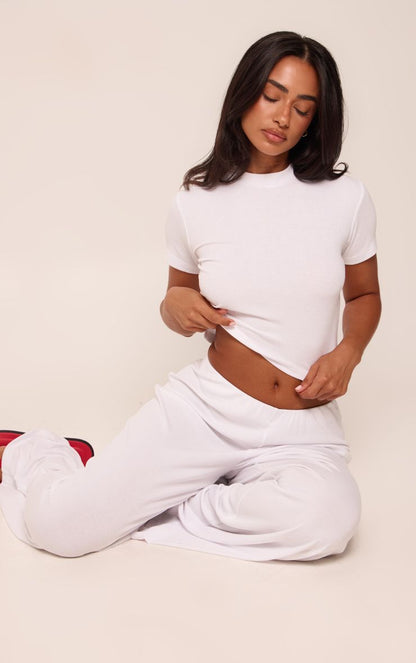 https://mediahub.prettylittlething.com/cnq5946_white_xl_2