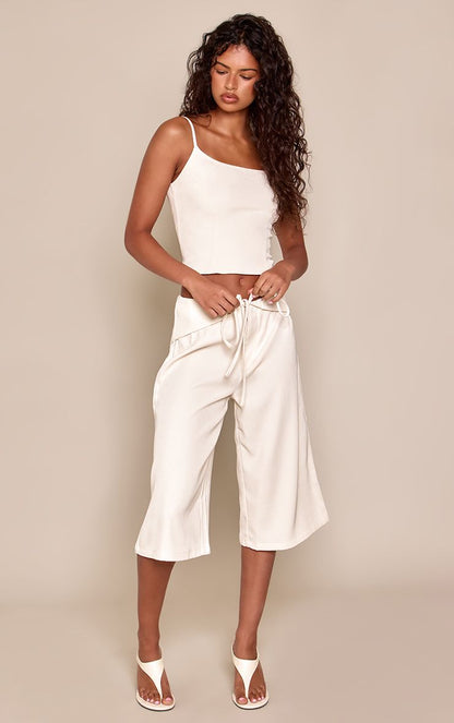 https://mediahub.prettylittlething.com/cnq5986_cream_xl