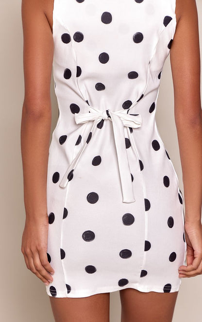 https://mediahub.prettylittlething.com/cnq6016_white_xl_3