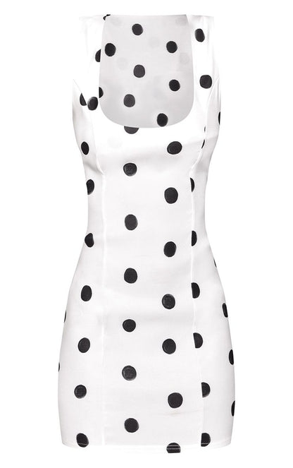 https://mediahub.prettylittlething.com/cnq6016_white_xl_4