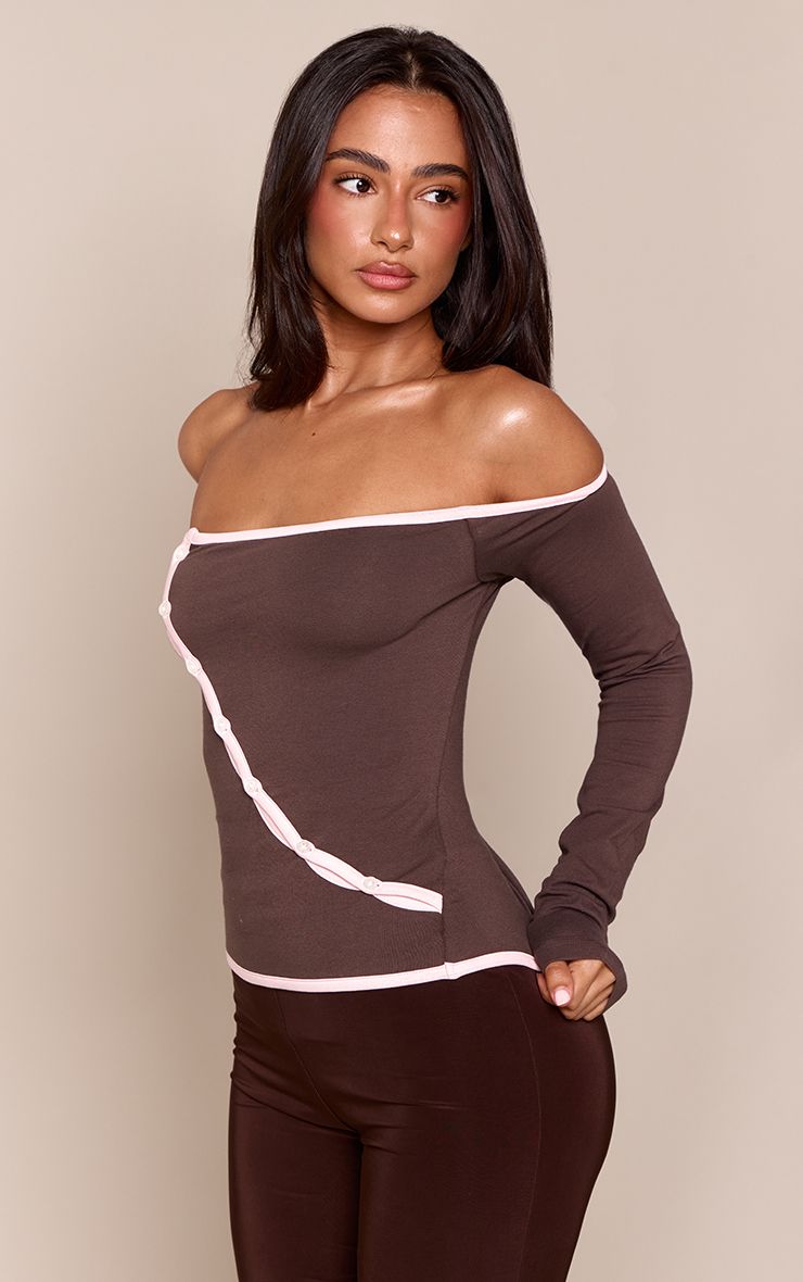 https://mediahub.prettylittlething.com/cnq6054_chocolate_xl_3
