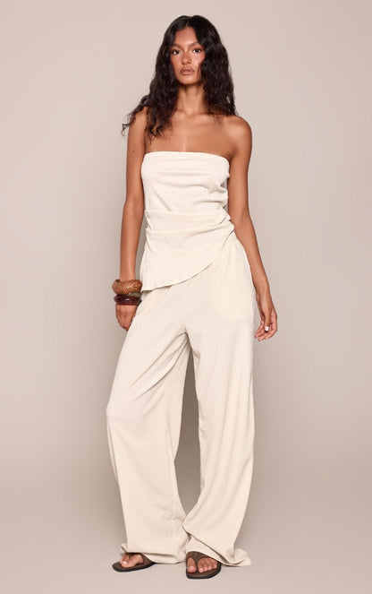 https://mediahub.prettylittlething.com/cnq6135_cream_xl_1