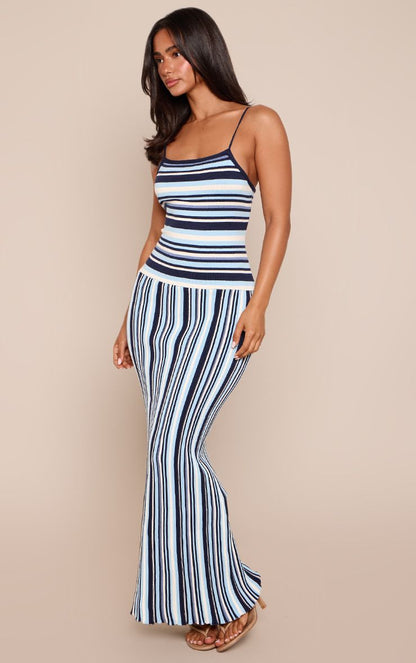 https://mediahub.prettylittlething.com/cnq6182_blue_xl_2