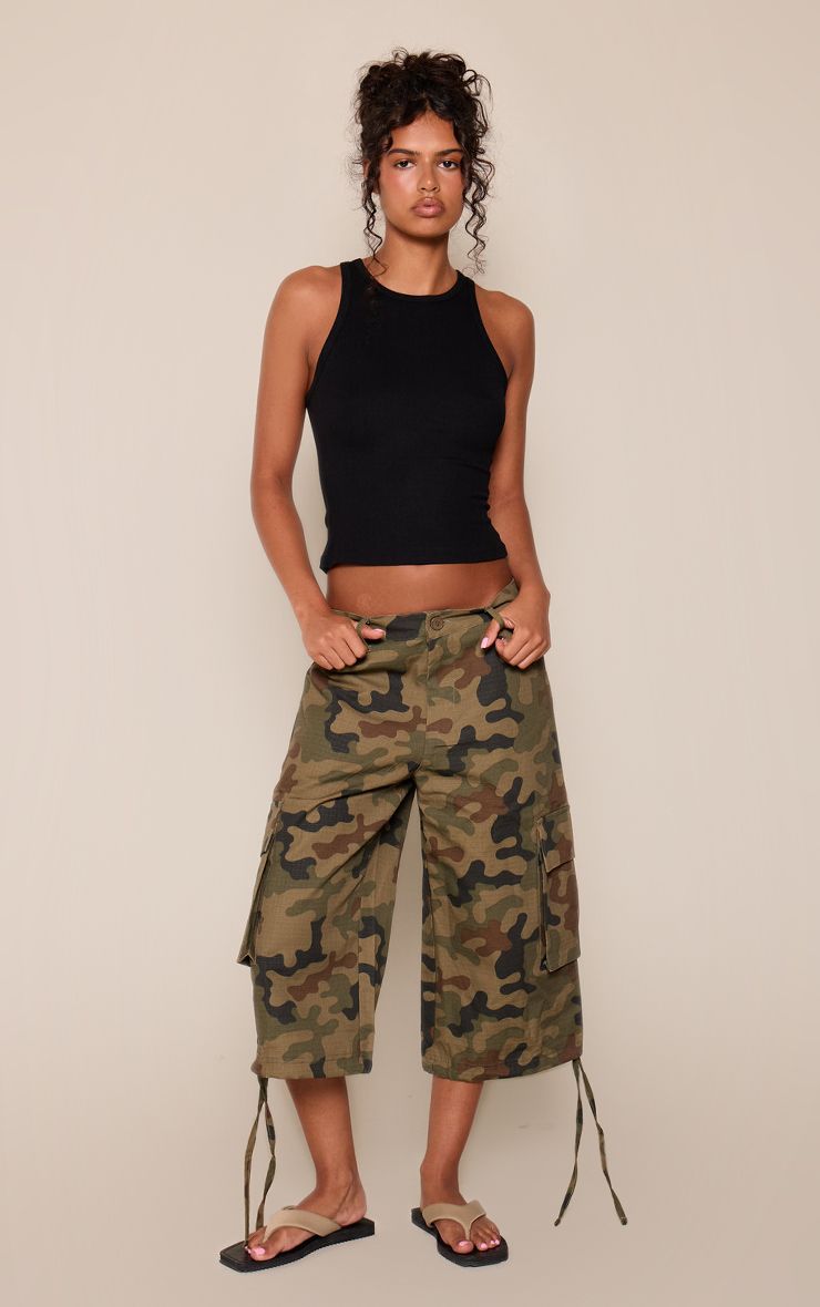 https://mediahub.prettylittlething.com/cnq6221_khaki_xl_1