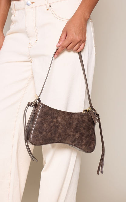 https://mediahub.prettylittlething.com/cnq6277_chocolate_xl