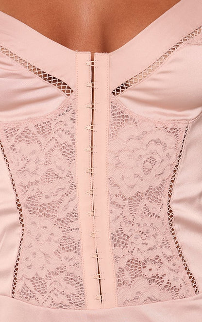 https://mediahub.prettylittlething.com/cnq6380_pale%20pink_xl_3