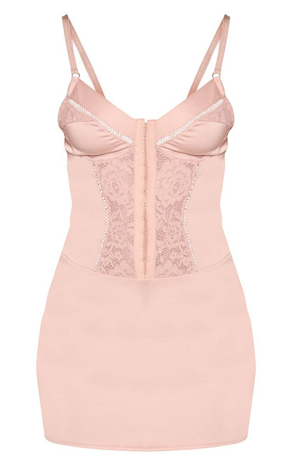 https://mediahub.prettylittlething.com/cnq6380_pale%20pink_xl_4