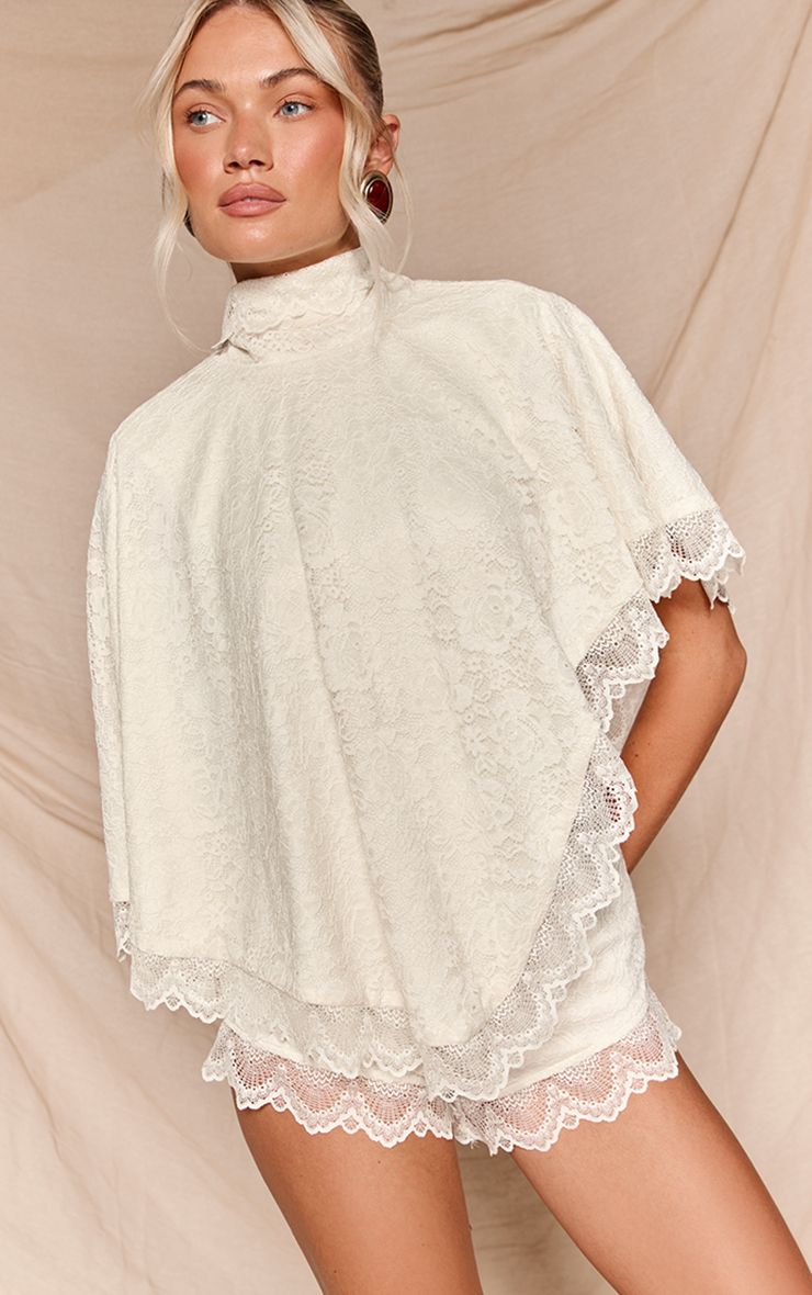 https://mediahub.prettylittlething.com/cnq6400_cream_xl_2
