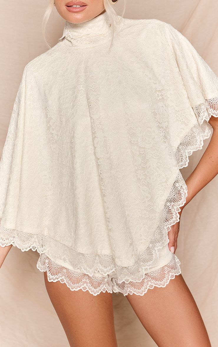 https://mediahub.prettylittlething.com/cnq6400_cream_xl_3