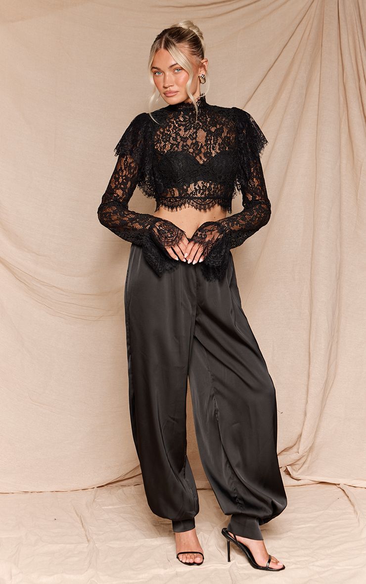 https://mediahub.prettylittlething.com/cnq6405_black_xl_2