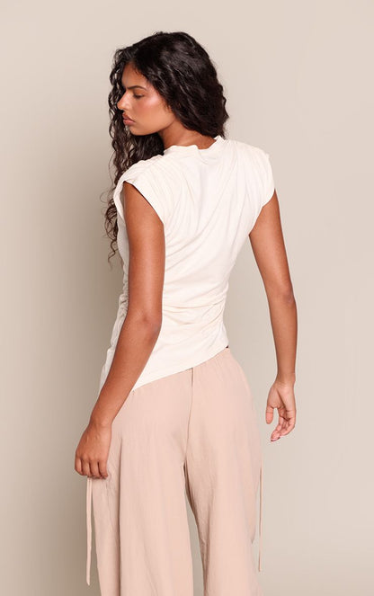 https://mediahub.prettylittlething.com/cnq6494_butter%20cream_xl_1